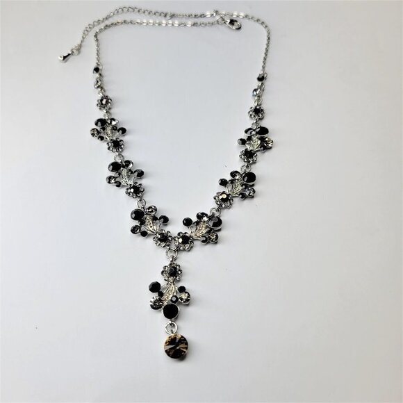 Black Silver Rhinestone Necklace - Picture 2 of 12